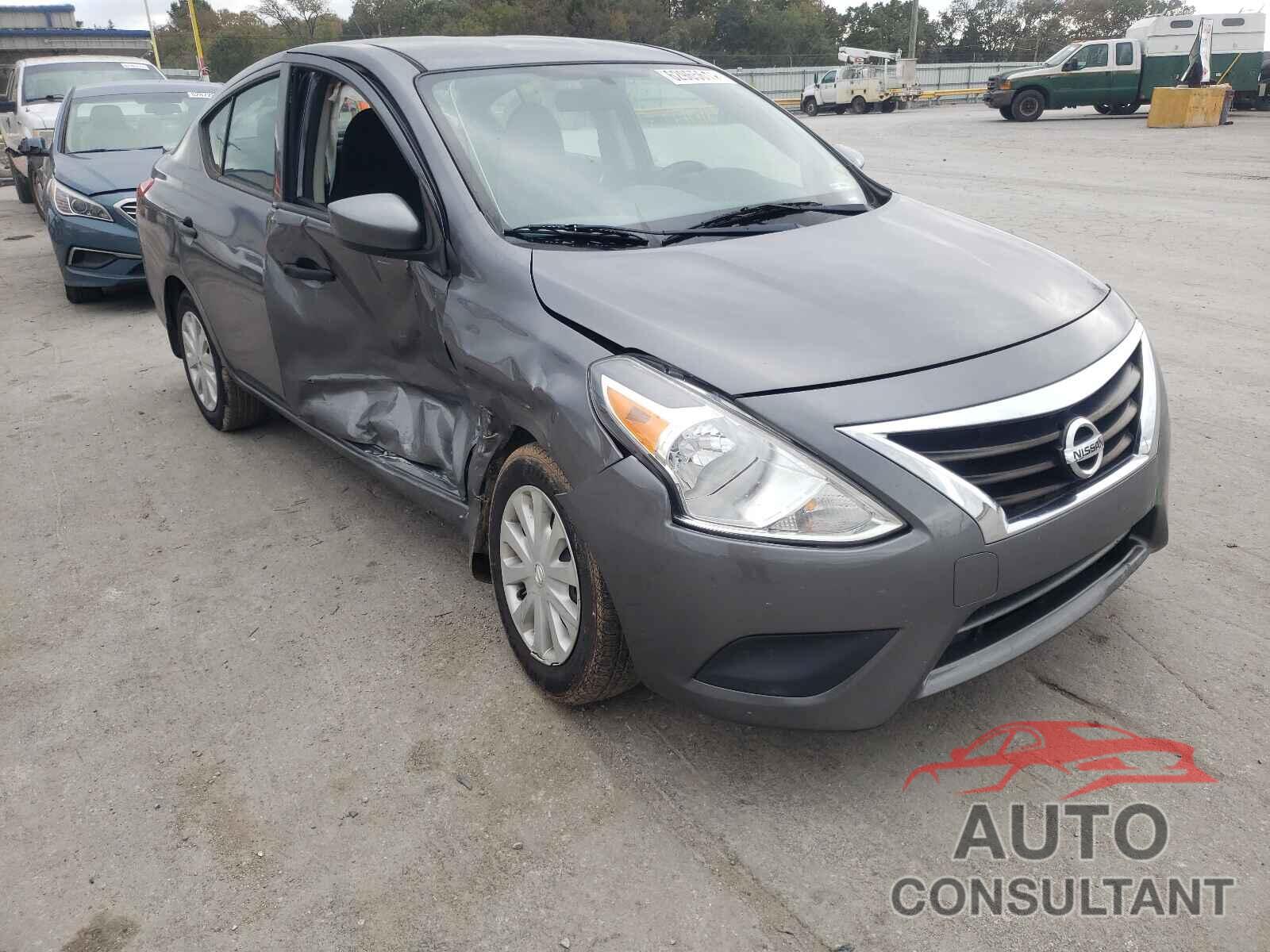 NISSAN VERSA 2017 - 3N1CN7AP5HL890080