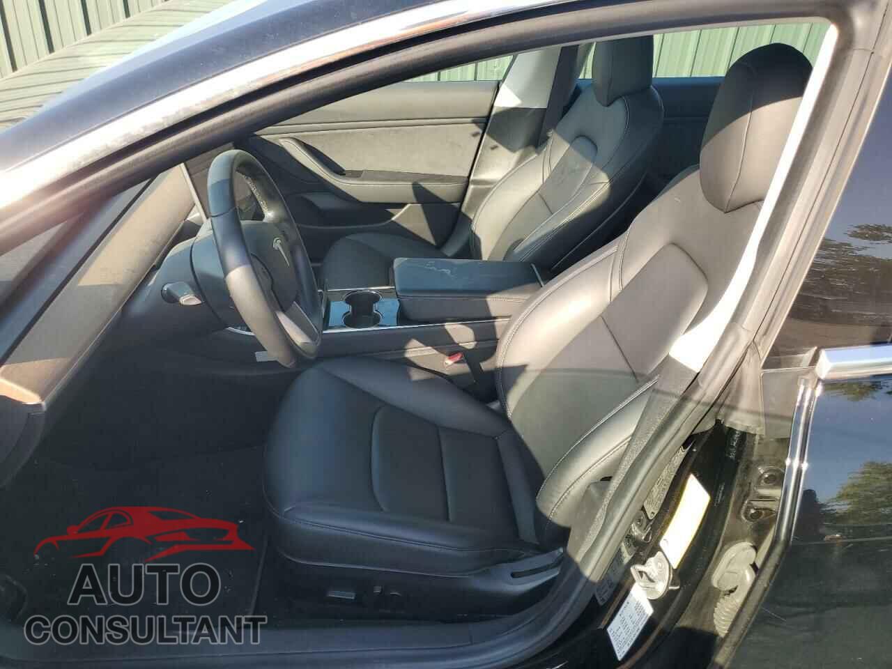 TESLA MODEL 3 2019 - 5YJ3E1EB2KF198969