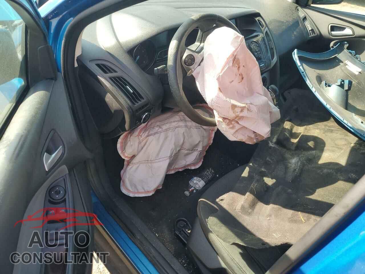 FORD FOCUS 2014 - 1FADP3F28EL377680
