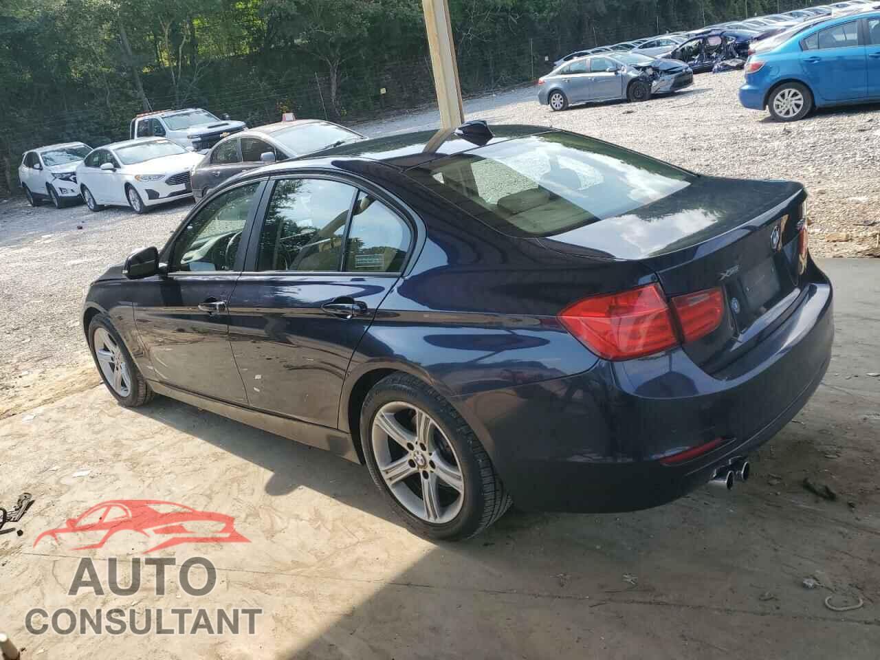 BMW 3 SERIES 2013 - WBA3B5G55DNS04580
