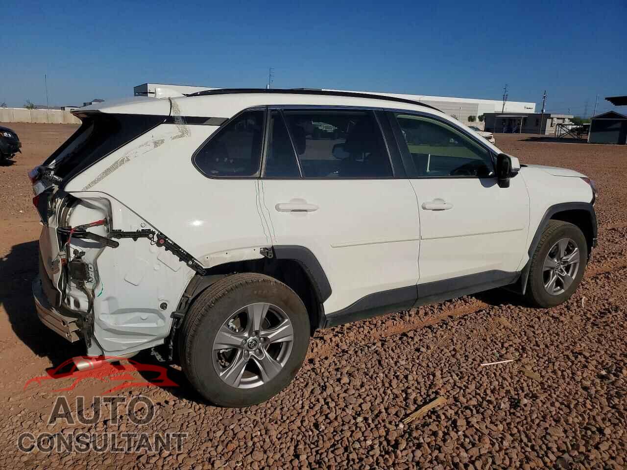 TOYOTA RAV4 2024 - JTMP1RFV6RD109359