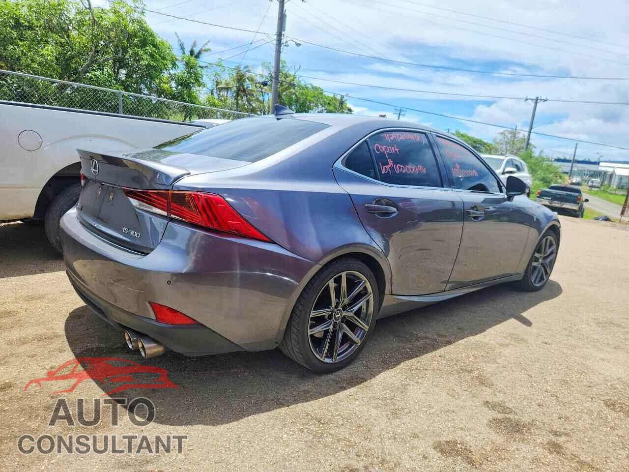 LEXUS IS 2018 - JTHBA1D27J5071741