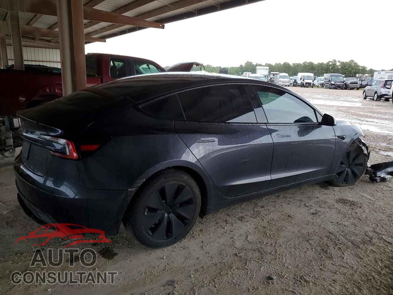 TESLA MODEL 3 2024 - 5YJ3E1EA4RF758895