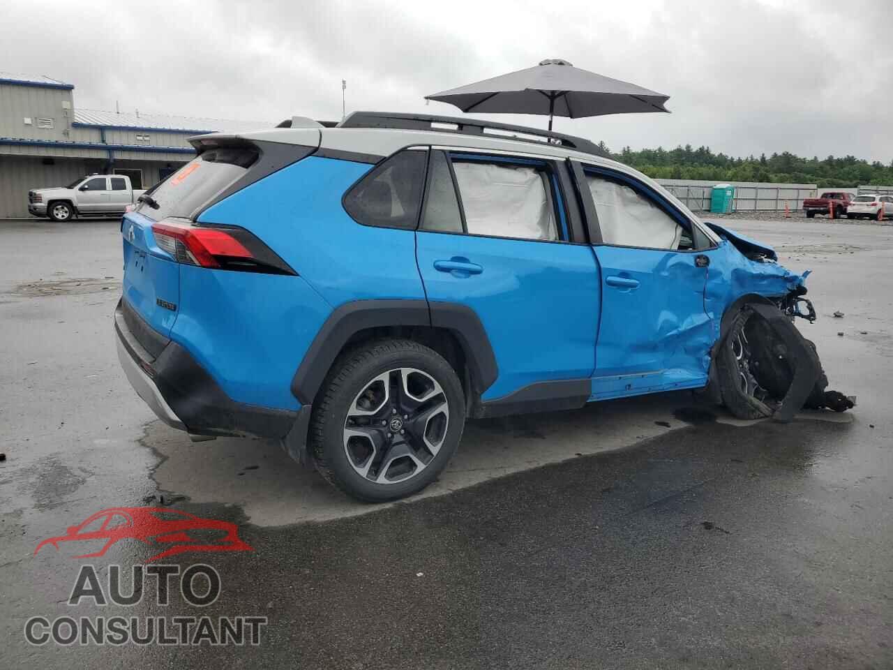 TOYOTA RAV4 2019 - 2T3J1RFVXKC013122