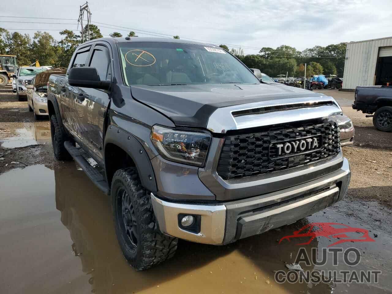 TOYOTA TUNDRA 2017 - 5TFDW5F14HX591126