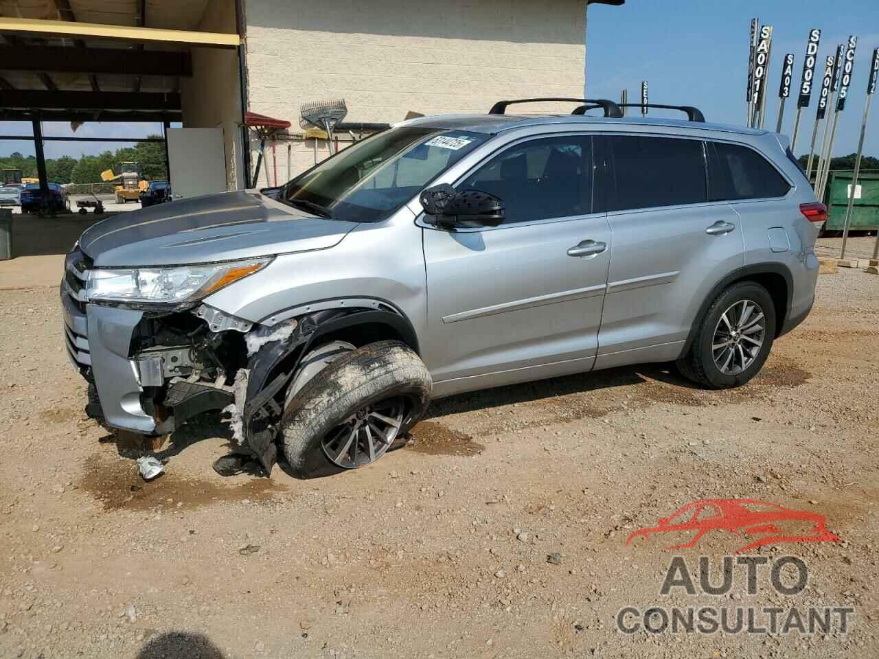 TOYOTA HIGHLANDER 2017 - 5TDKZRFH4HS523448