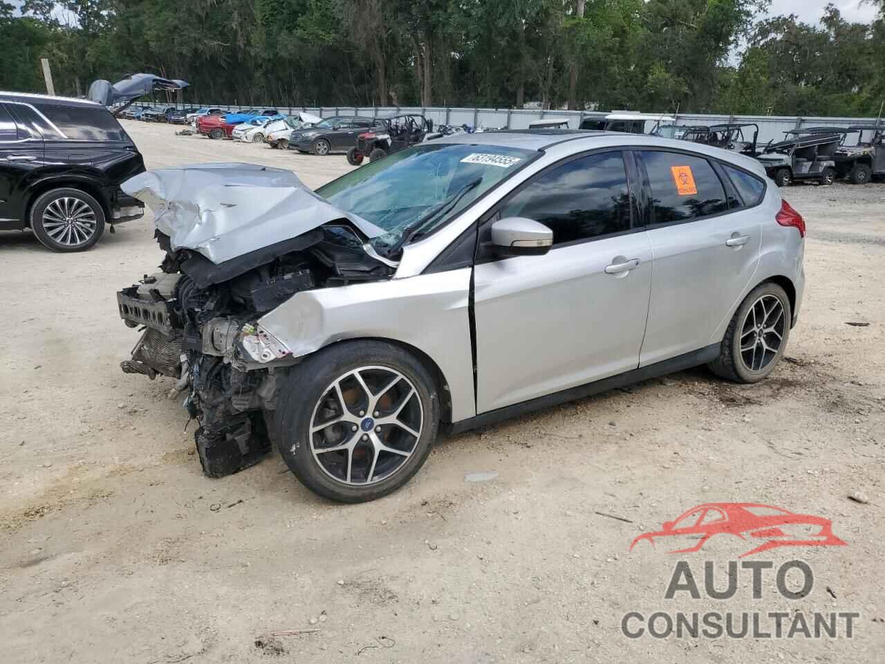 FORD FOCUS 2018 - 1FADP3M27JL308363