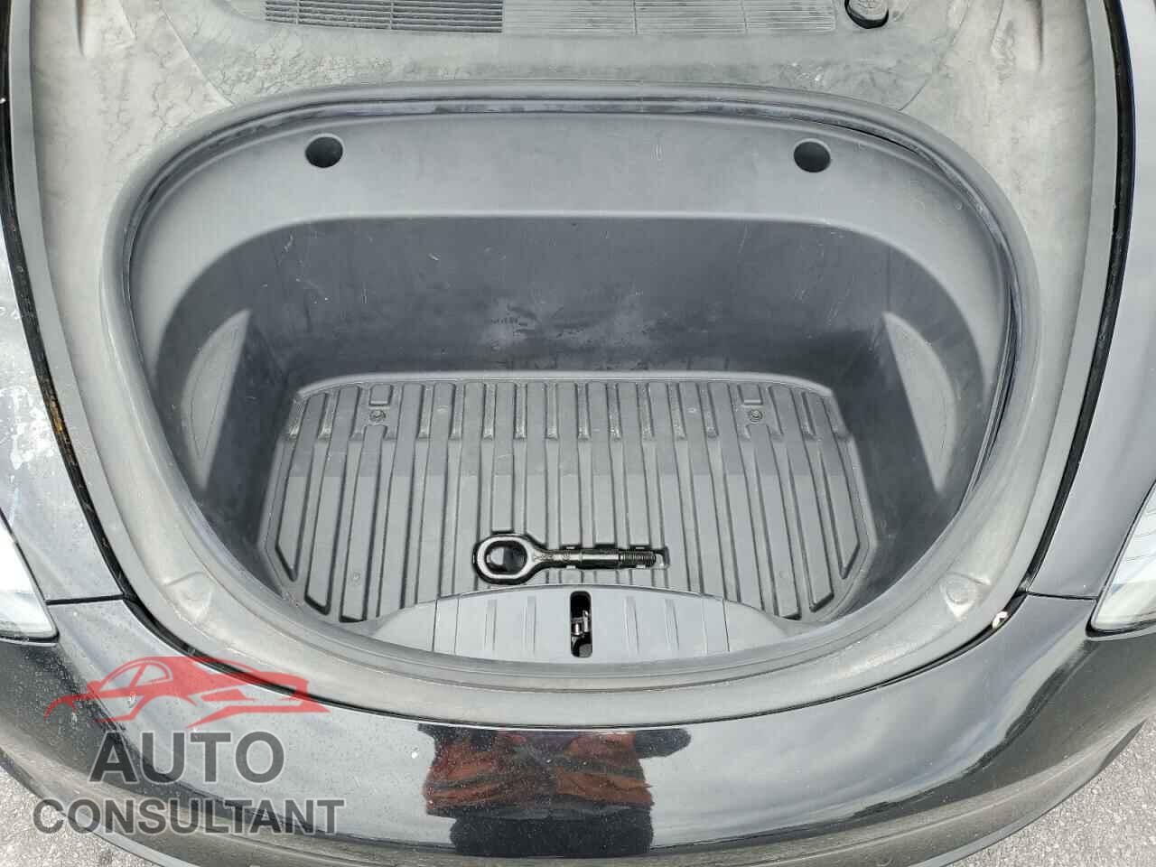 TESLA MODEL 3 2022 - 5YJ3E1EA8NF371437