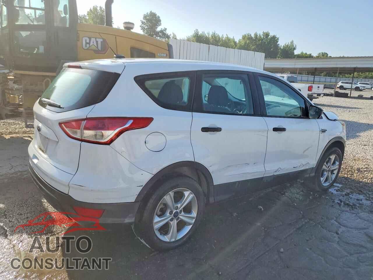 FORD ESCAPE 2015 - 1FMCU0F71FUA15092