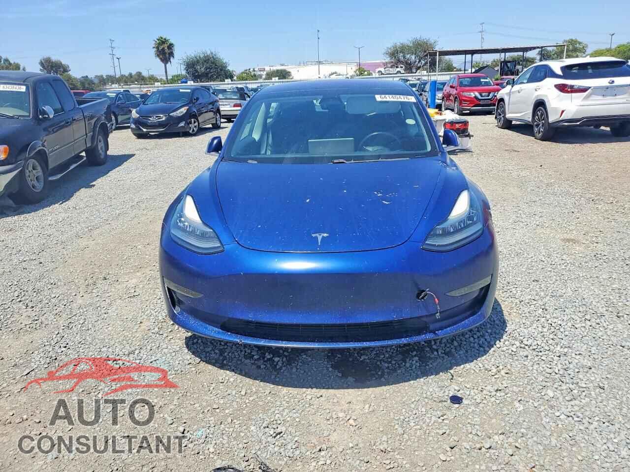 TESLA MODEL 3 2018 - 5YJ3E1EAXJF008101