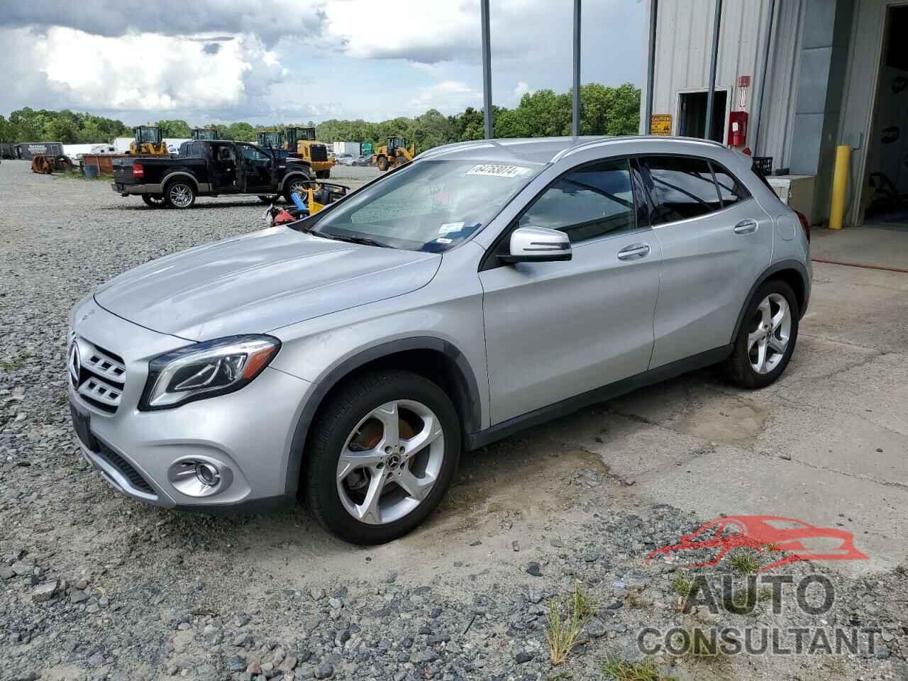 MERCEDES-BENZ GLA-CLASS 2018 - WDCTG4GBXJJ404923