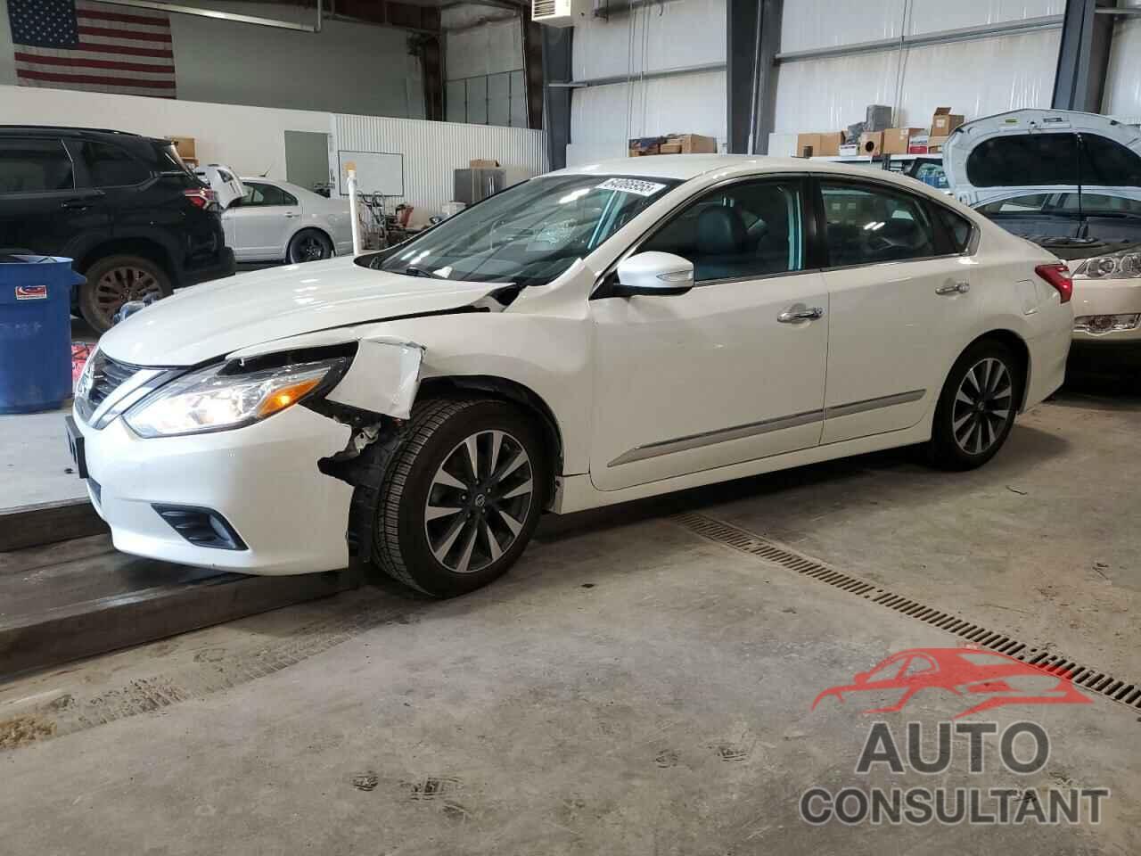 NISSAN ALTIMA 2017 - 1N4AL3AP7HC125926