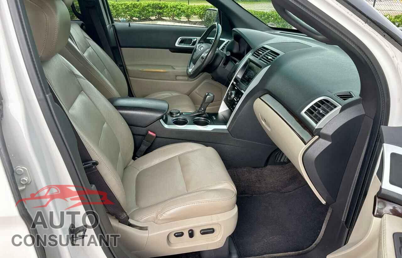 FORD EXPLORER 2012 - 1FMHK8F87CGA91090