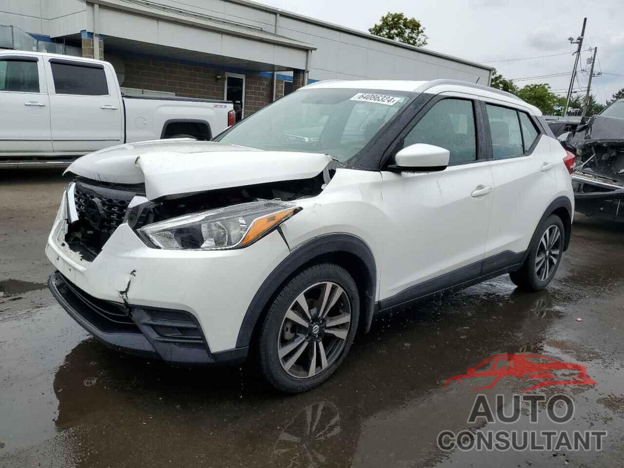 NISSAN KICKS 2018 - 3N1CP5CU9JL544217