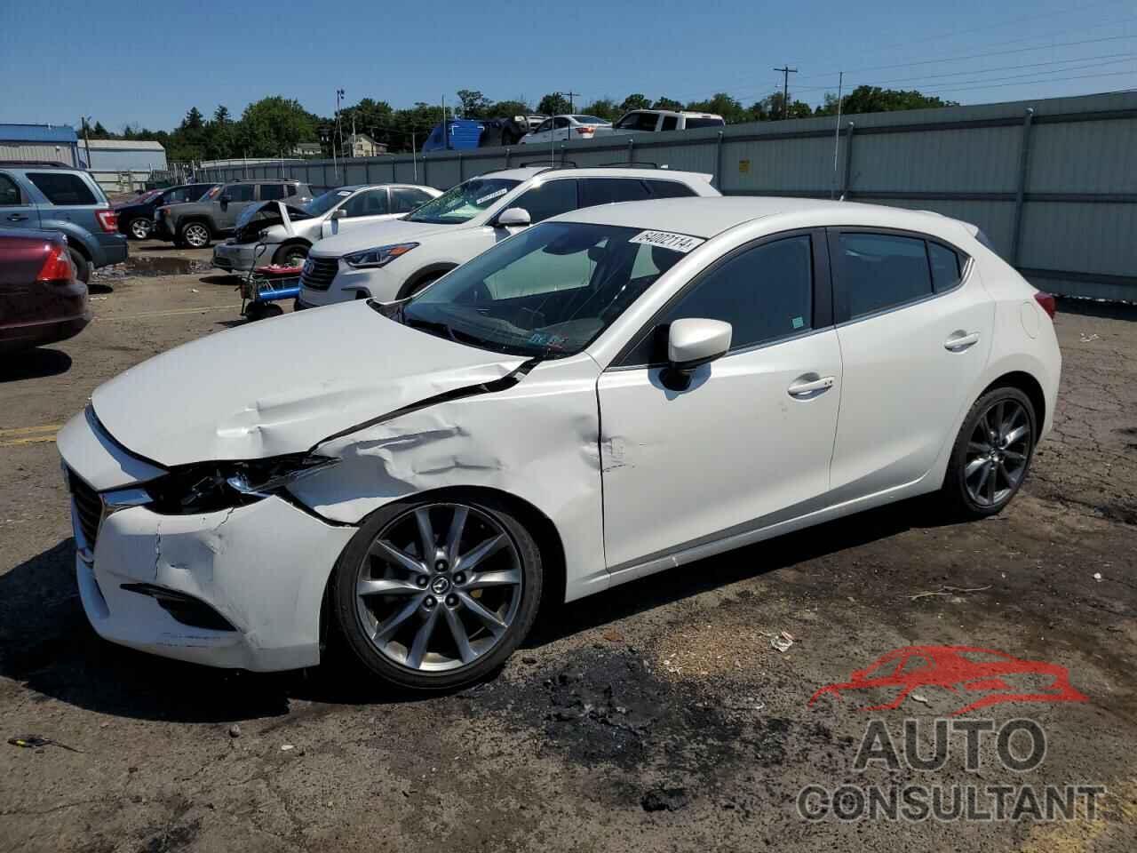 MAZDA 3 2018 - 3MZBN1L35JM259066