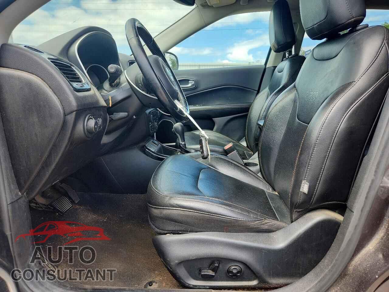 JEEP COMPASS 2020 - 3C4NJCCB0LT152594