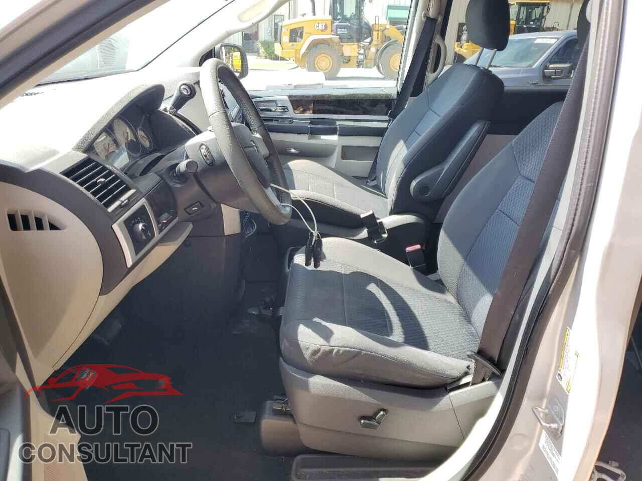 DODGE CARAVAN 2010 - 2D4RN5D12AR155104