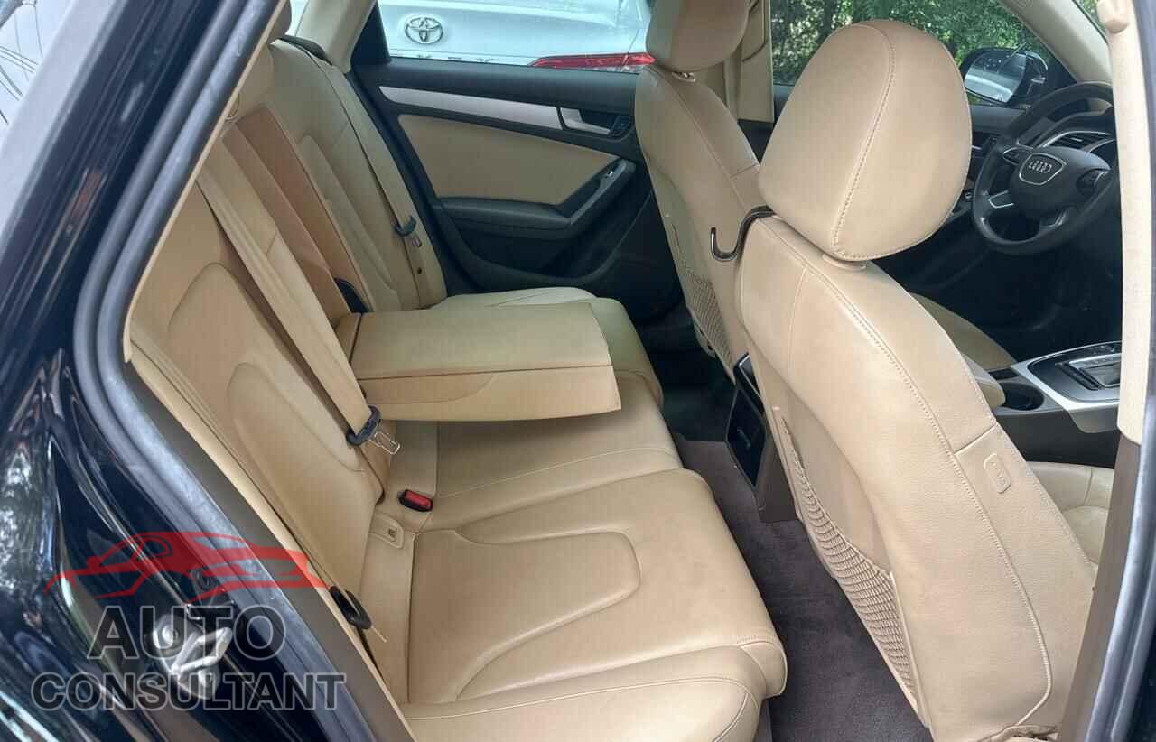AUDI A4 2013 - WAUBFAFL9DN012930