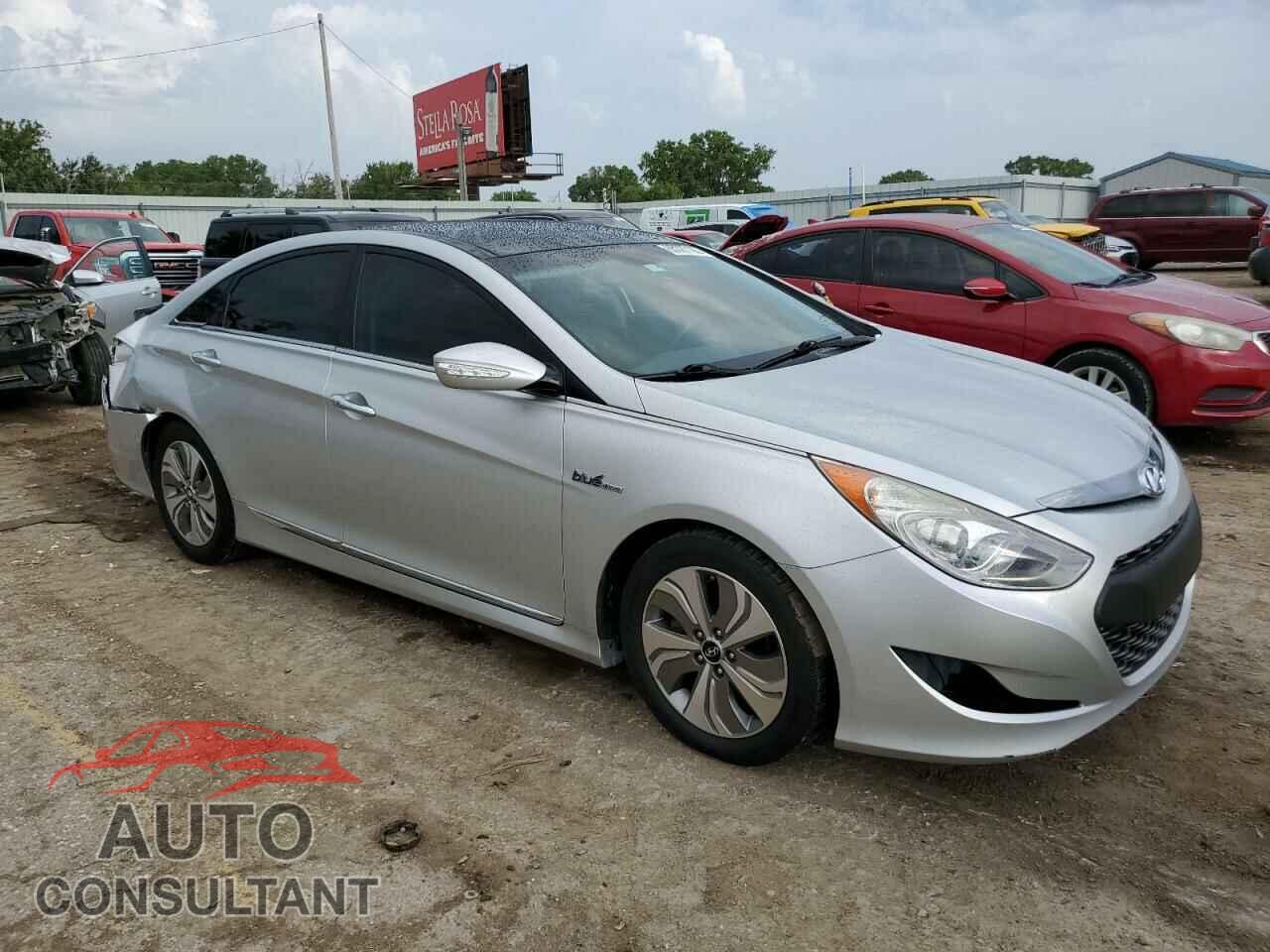HYUNDAI SONATA 2014 - KMHEC4A40EA103809