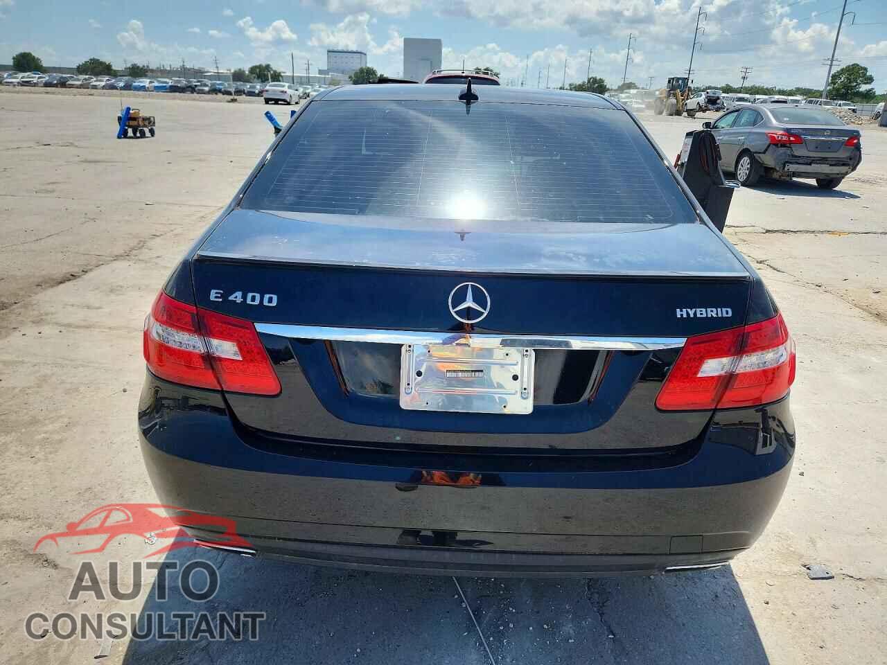 MERCEDES-BENZ E-CLASS 2013 - WDDHF9FB6DA754525