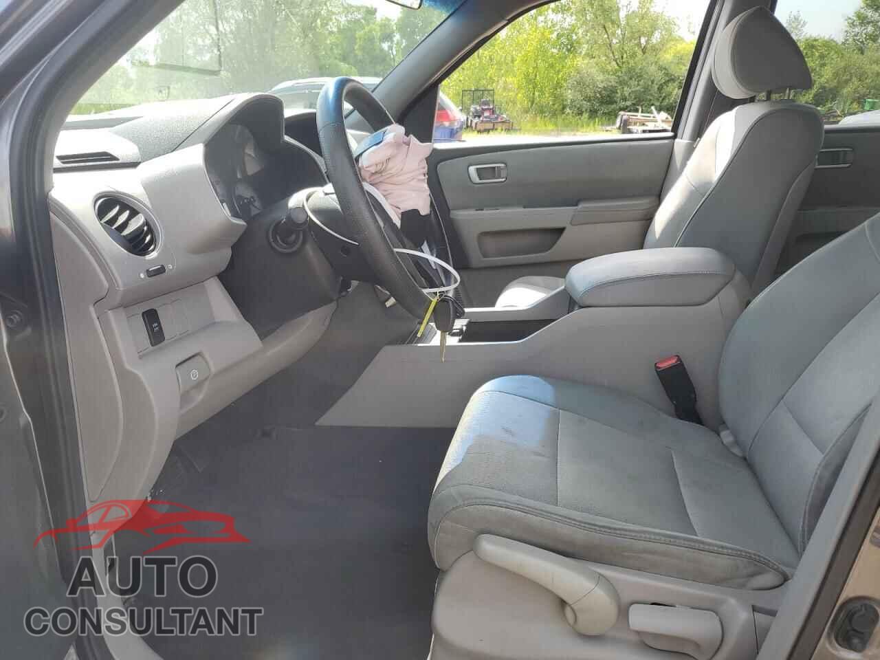 HONDA PILOT 2011 - 5FNYF4H20BB014046