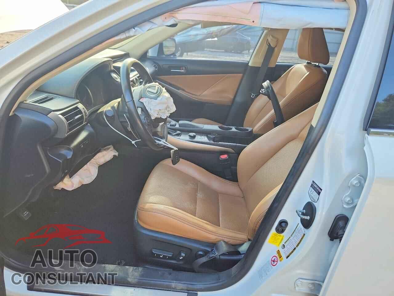 LEXUS IS 2015 - JTHBF1D28F5065827