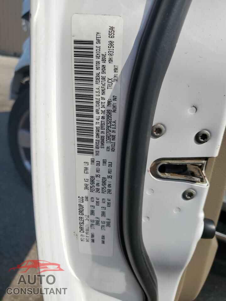 DODGE RAM 1500 2012 - 1C6RD7GP9CS229509