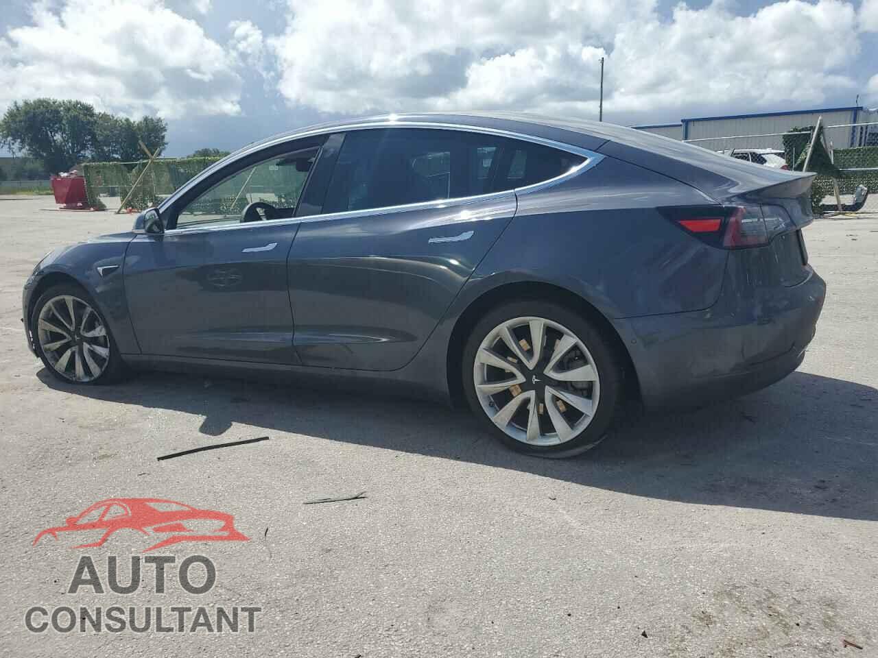 TESLA MODEL 3 2020 - 5YJ3E1EB5LF620167
