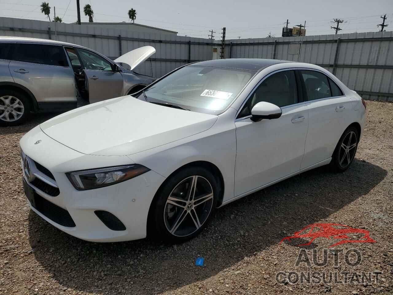 MERCEDES-BENZ A-CLASS 2020 - W1K3G4EB2LJ226779