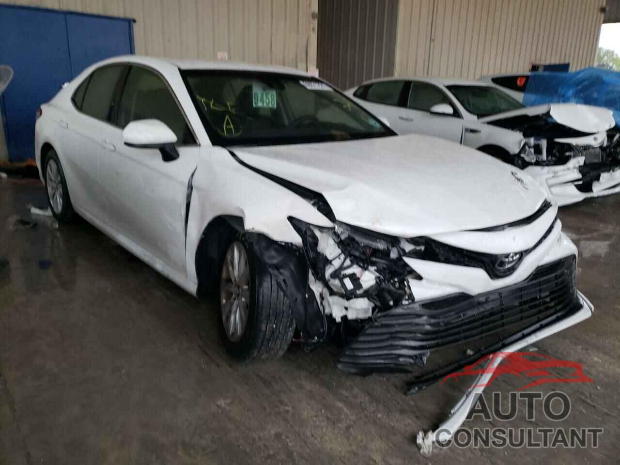 TOYOTA CAMRY 2018 - JTNB11HK6J3019066