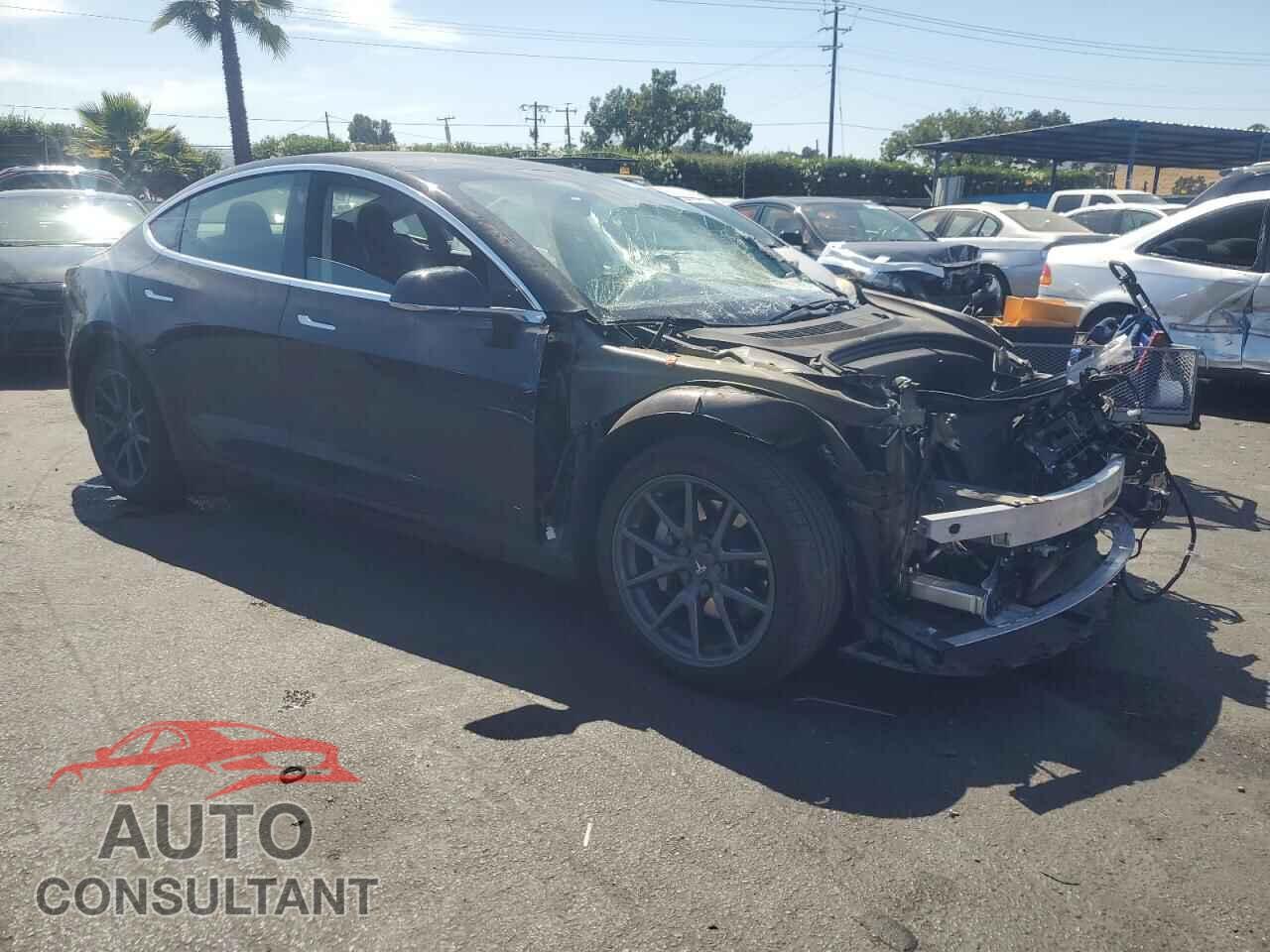 TESLA MODEL 3 2019 - 5YJ3E1EB4KF451659