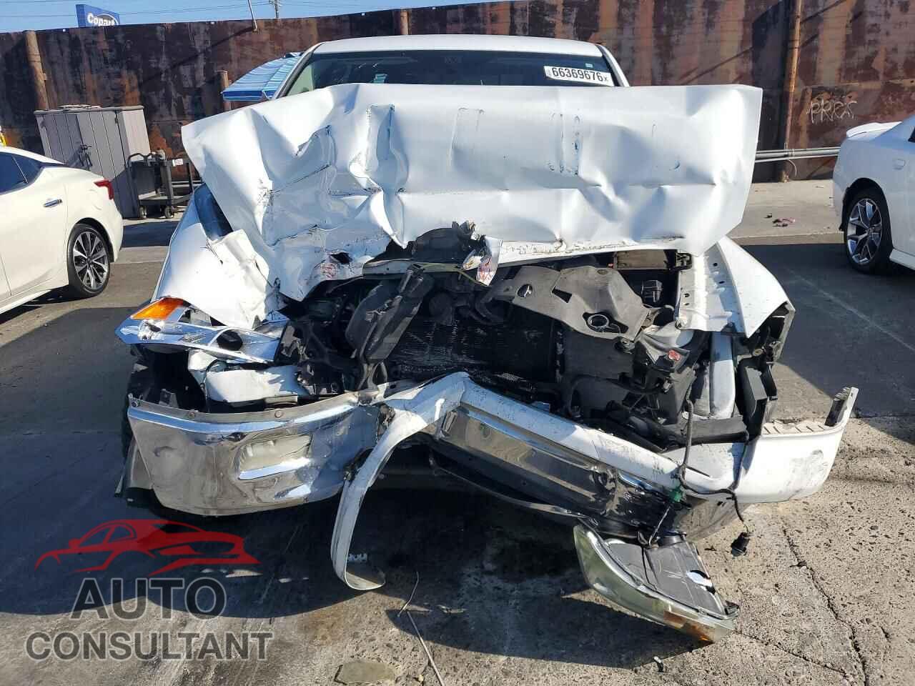 DODGE RAM 1500 2012 - 1C6RD6LT9CS275063