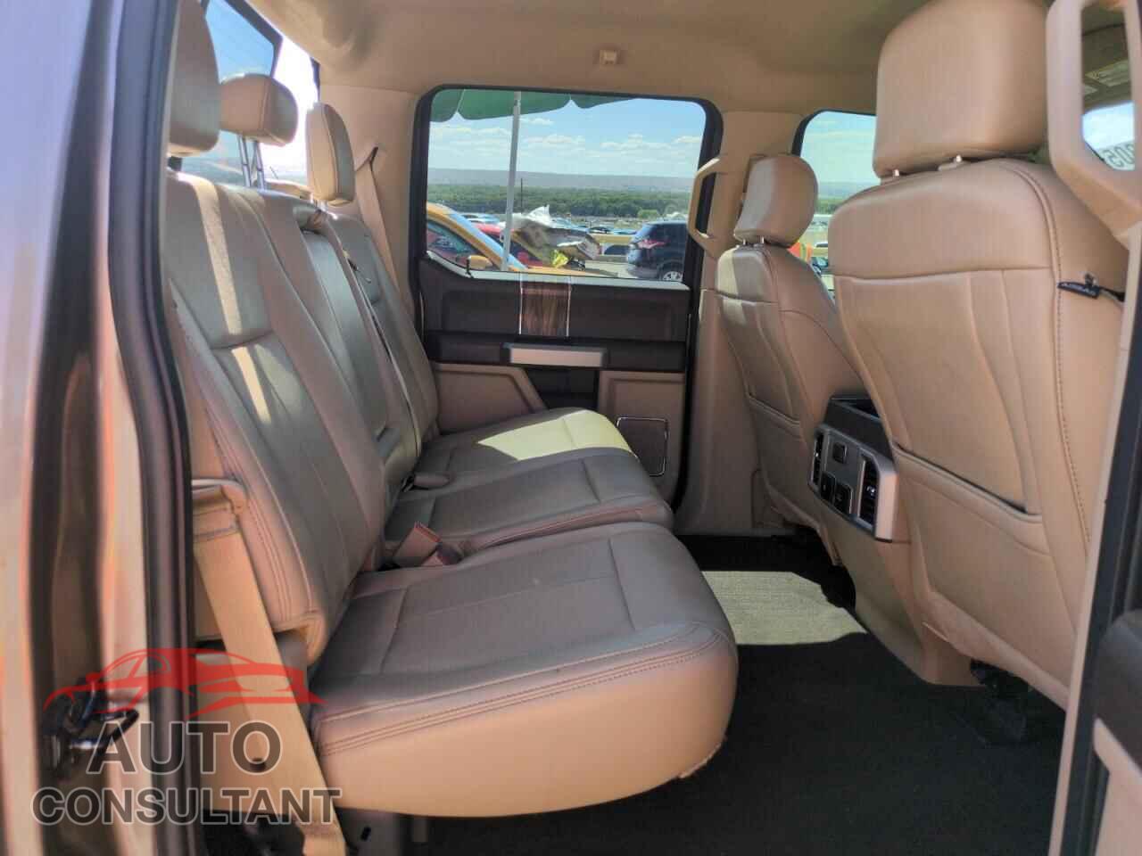 FORD F-150 2018 - 1FTEW1EG8JKF57504