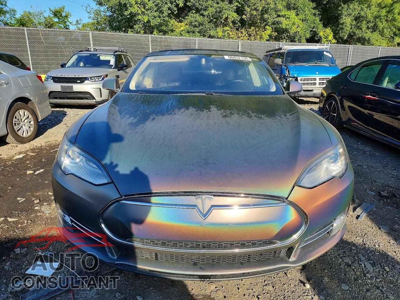 TESLA MODEL S 2014 - 5YJSA1S12EFP35699