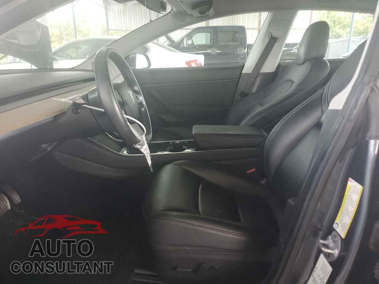 TESLA MODEL 3 2019 - 5YJ3E1EA0KF307582