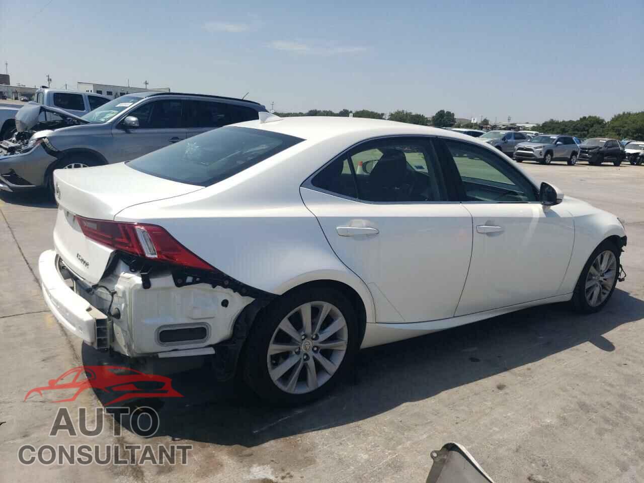 LEXUS IS 2016 - JTHBA1D28G5030592