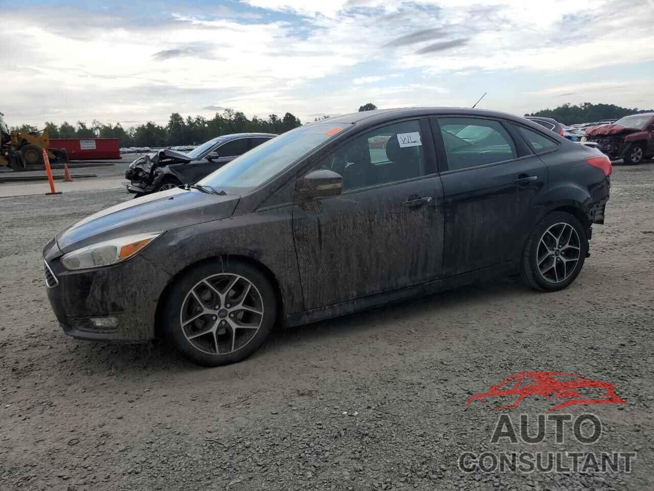 FORD FOCUS 2016 - 1FADP3F23GL374480