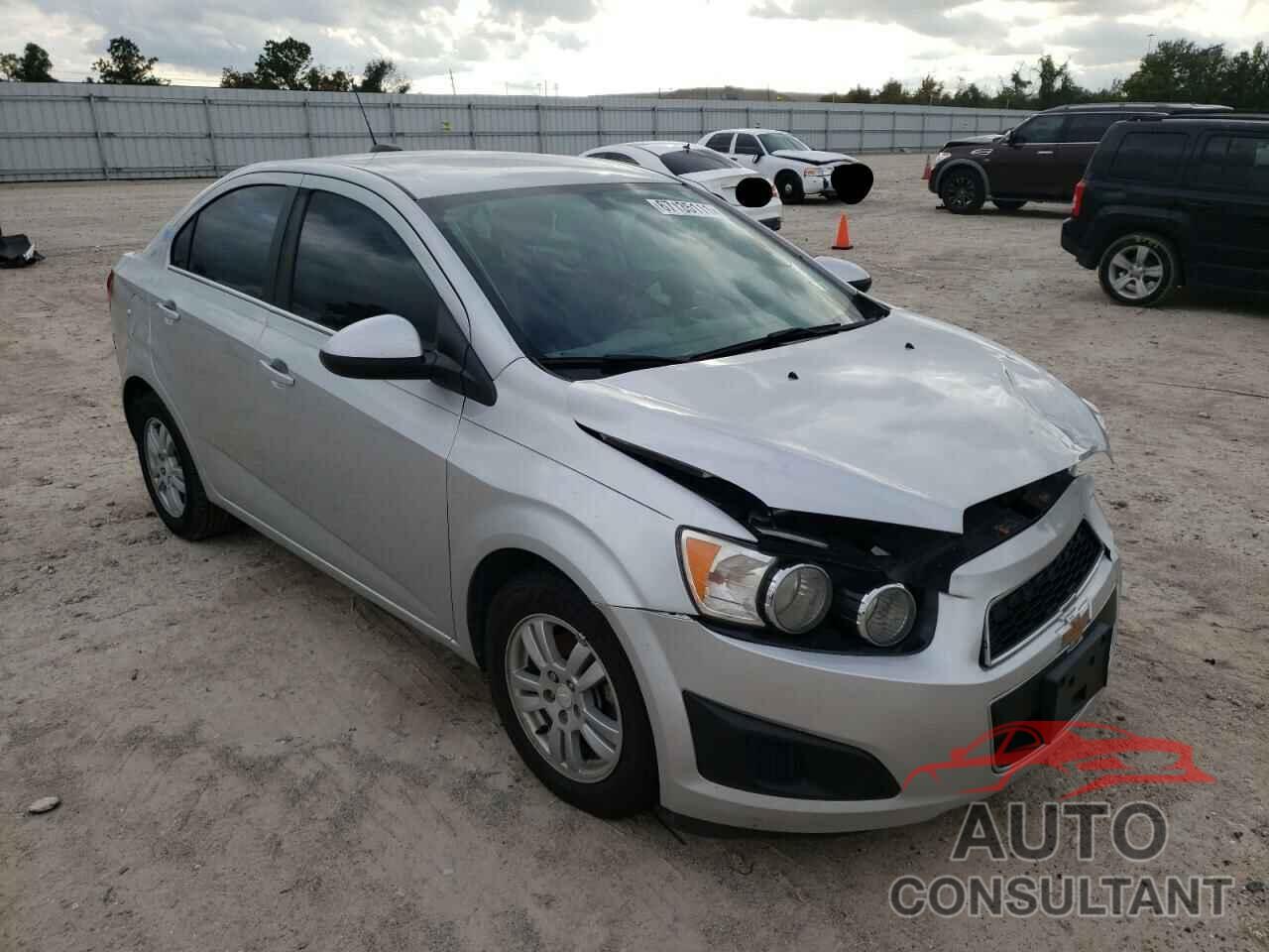 CHEVROLET SONIC 2016 - 1G1JC5SB7G4179365