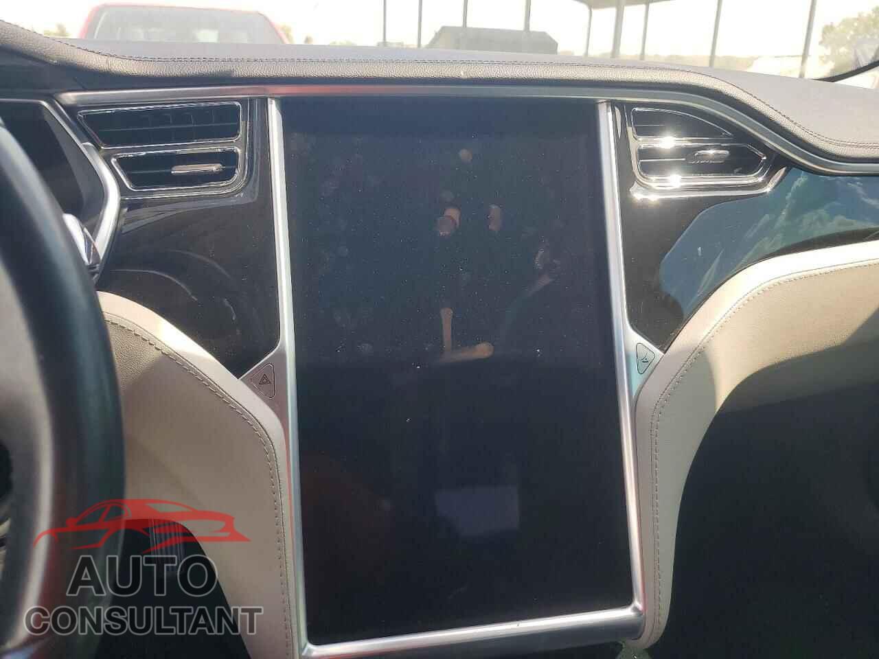 TESLA MODEL S 2013 - 5YJSA1CN2DFP04534