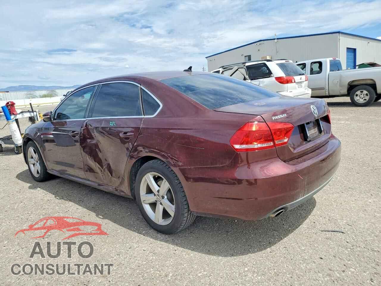 VOLKSWAGEN PASSAT 2012 - 1VWBP7A35CC085682