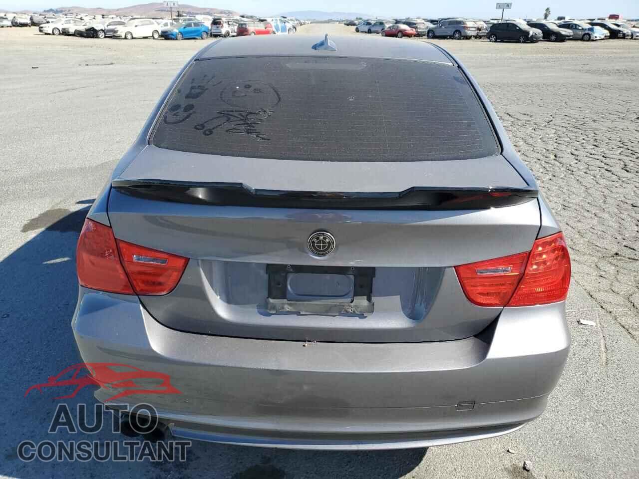 BMW 3 SERIES 2011 - WBAPH5C51BA448043