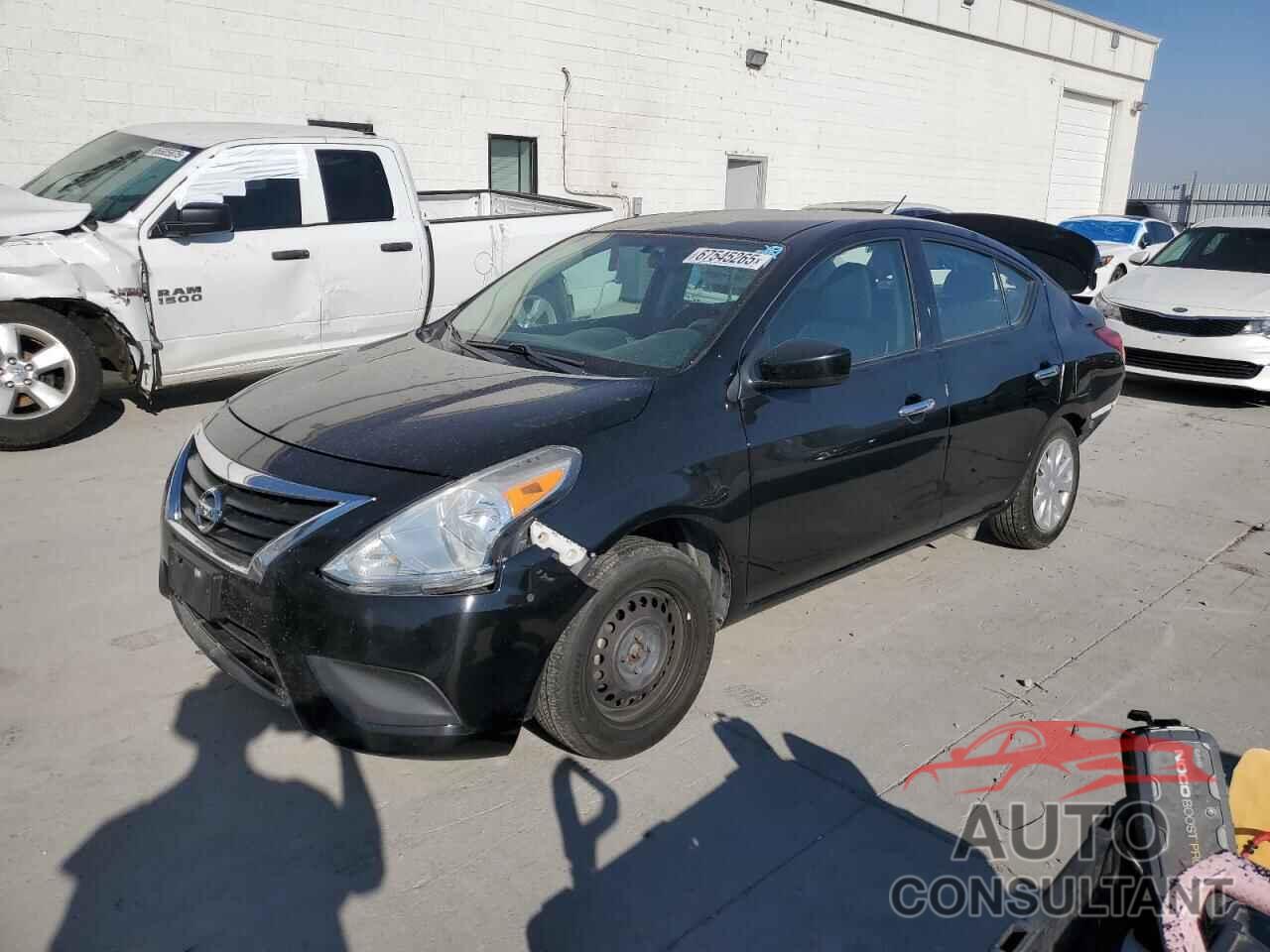 NISSAN VERSA 2018 - 3N1CN7AP3JL873896