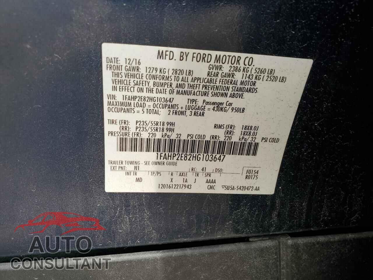 FORD TAURUS 2017 - 1FAHP2E82HG103647