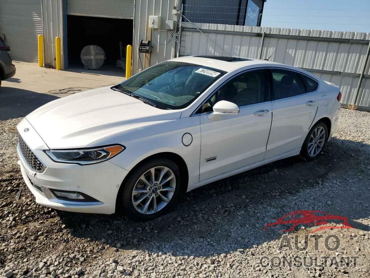 FORD FUSION 2018 - 3FA6P0SU7JR107141