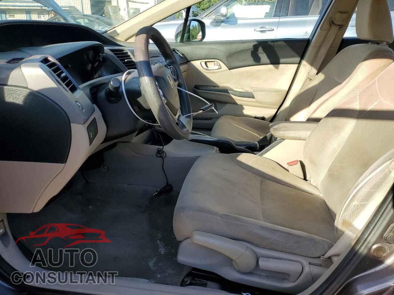 HONDA CIVIC 2012 - 2HGFB2F55CH562352