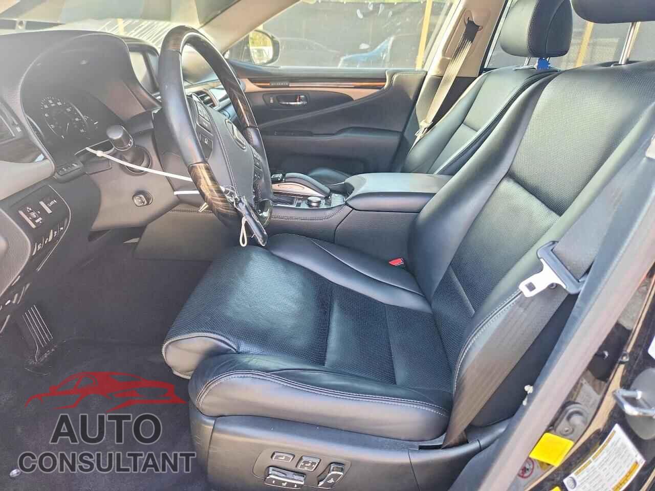 LEXUS LS460 2017 - JTHGL1EF8H5057567