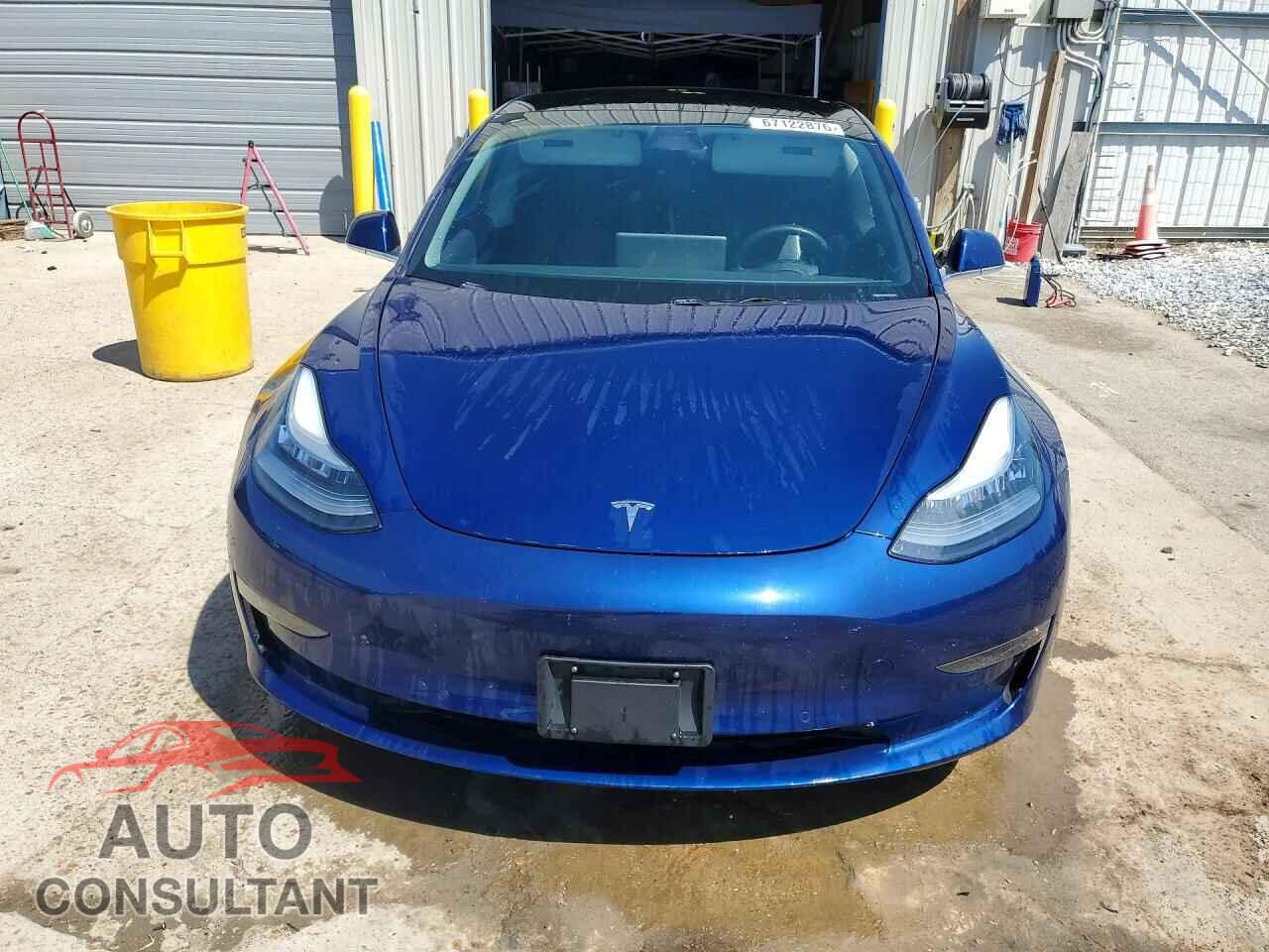 TESLA MODEL 3 2019 - 5YJ3E1EB8KF437666