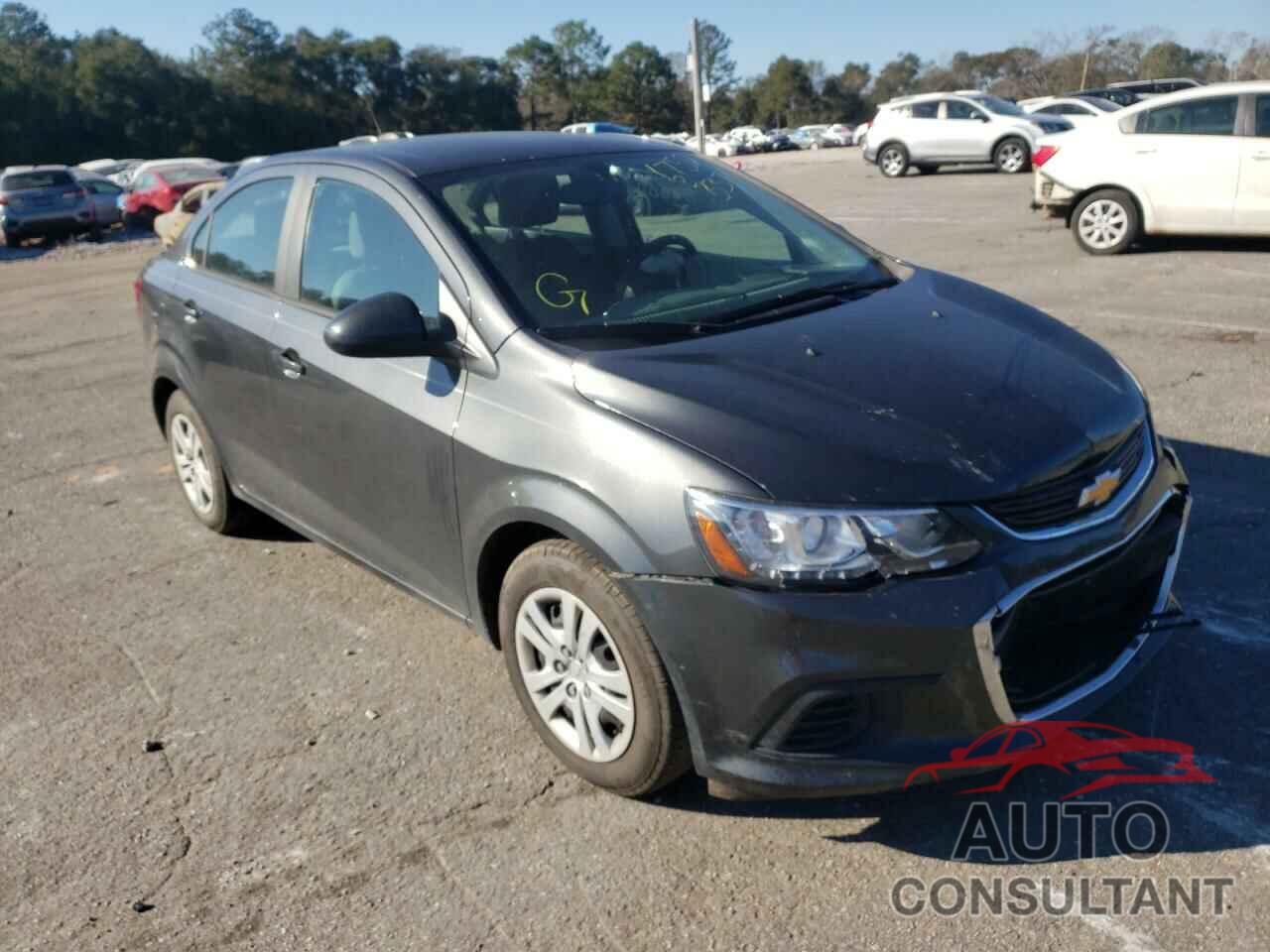 CHEVROLET SONIC 2017 - 1G1JB5SH5H4148477