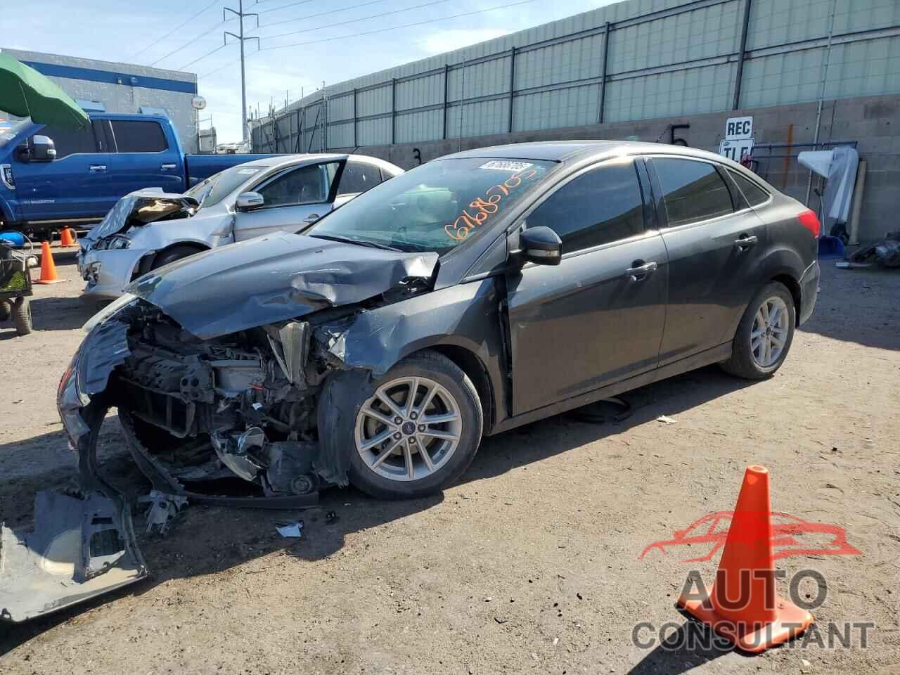 FORD FOCUS 2017 - 1FADP3F24HL295885