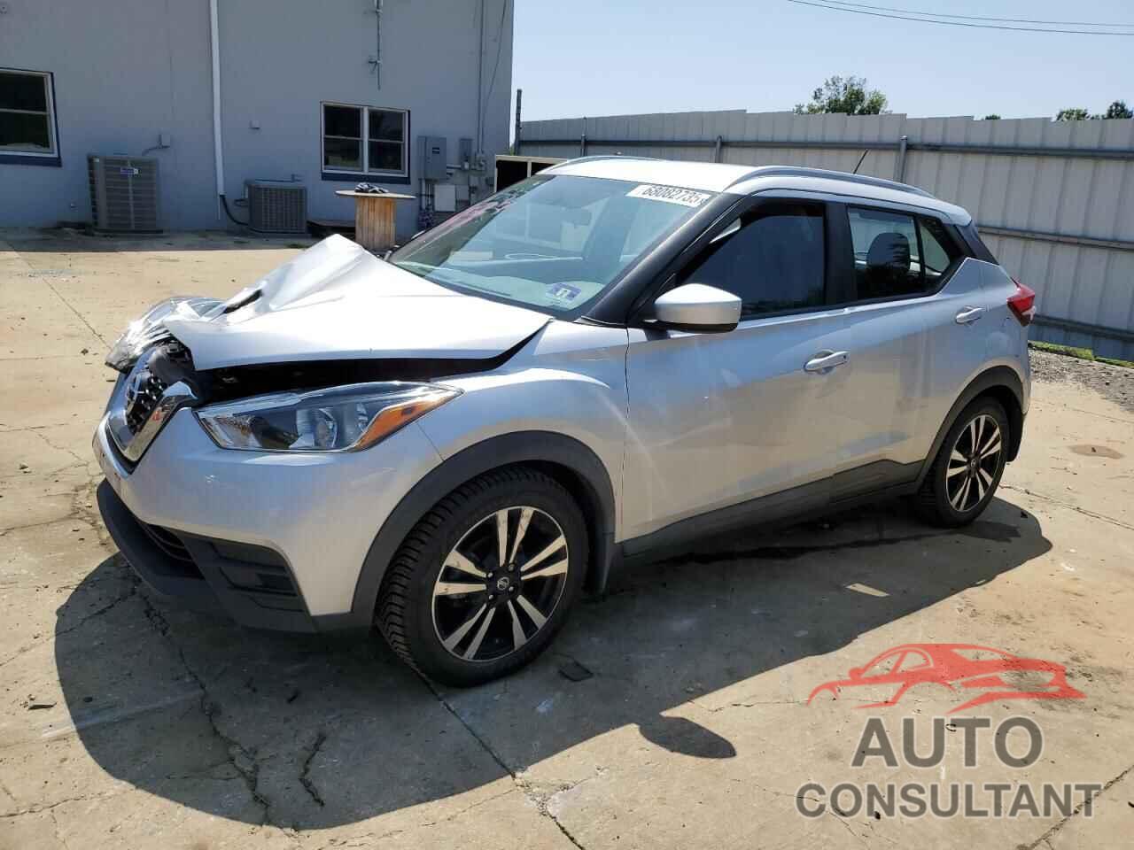 NISSAN KICKS 2018 - 3N1CP5CU3JL541863